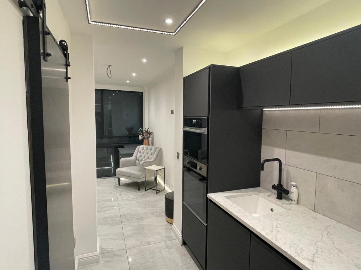 Luxury Apartment Edinburgh Centre With Steam Room Buitenkant foto
