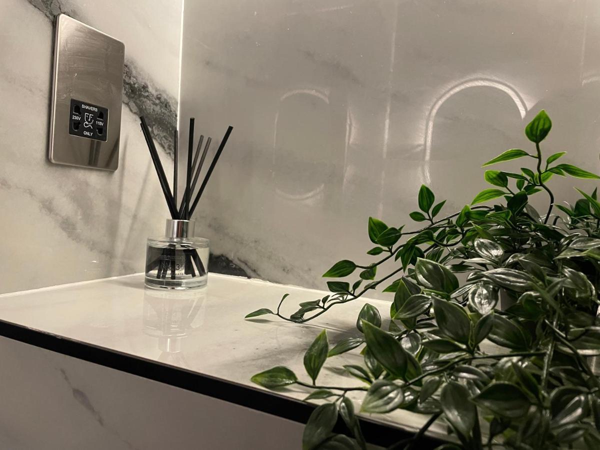 Luxury Apartment Edinburgh Centre With Steam Room Buitenkant foto